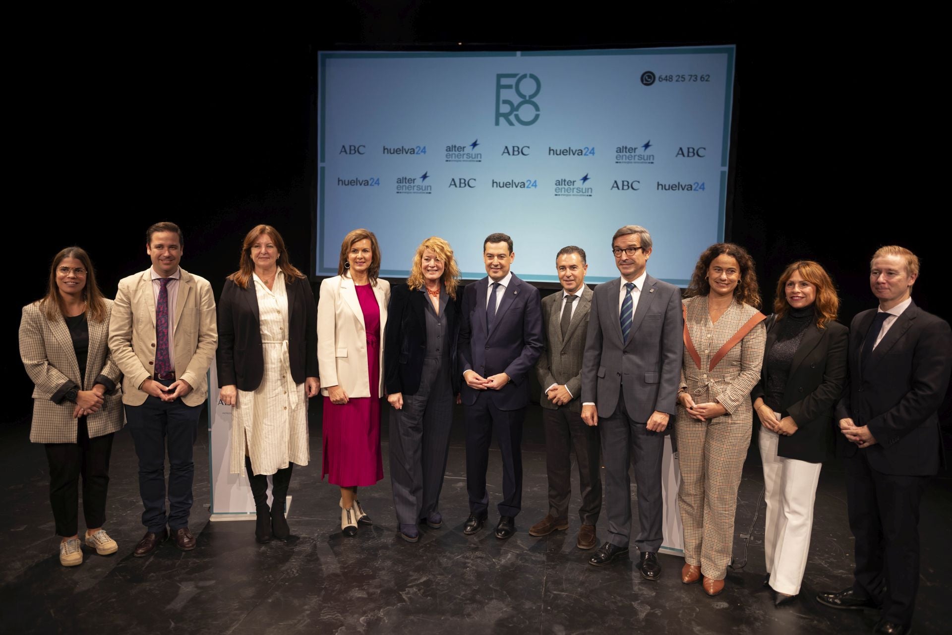 Foro Huelva 24 ABC Alter Enersun con Juanma Moreno, en imágenes (parte III)