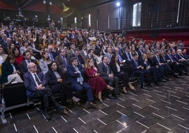 Foro Huelva 24 ABC Alter Enersun con Juanma Moreno, en imágenes (parte II)