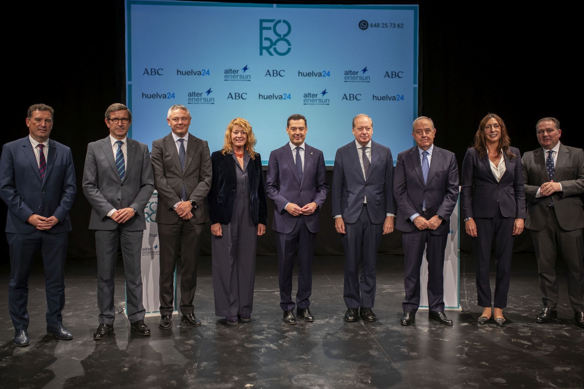 Foro Huelva 24 ABC Alter Enersun con Juanma Moreno, en imágenes (parte II)