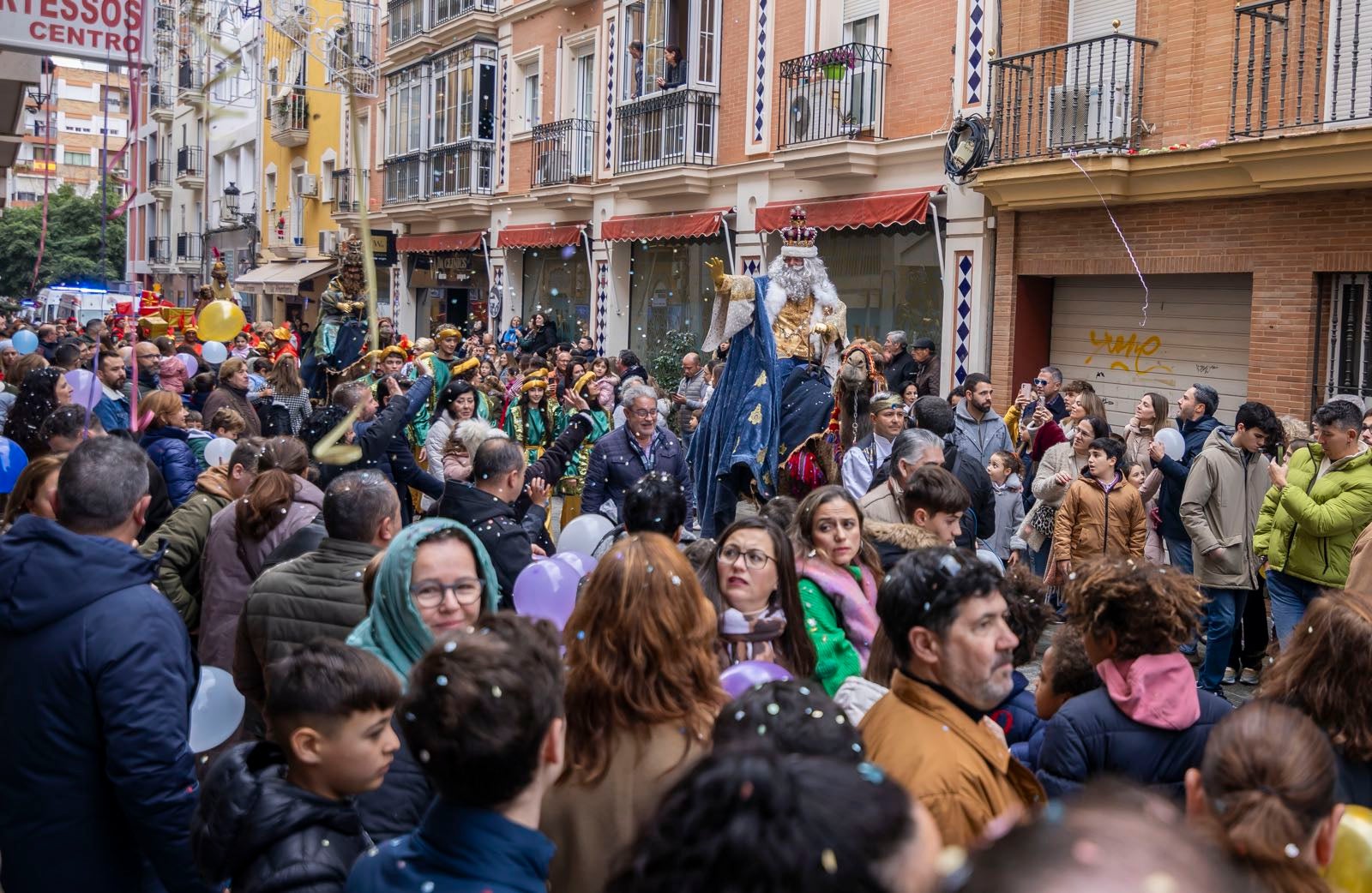 Las mejores imágenes de la llegada de los Reyes Magos a Huelva