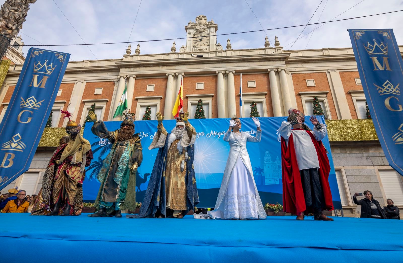 Las mejores imágenes de la llegada de los Reyes Magos a Huelva