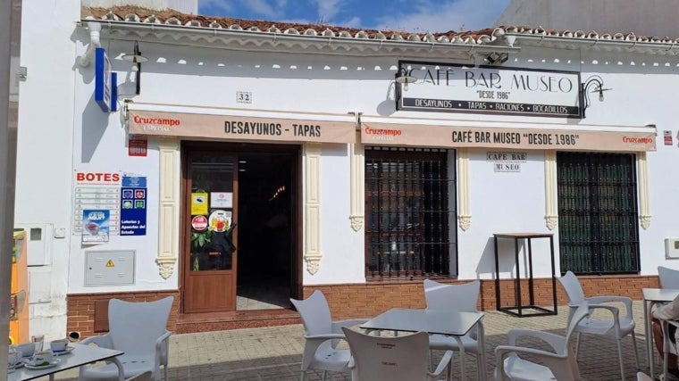 Despacho de lotería en la calle San Pedro de Aracena