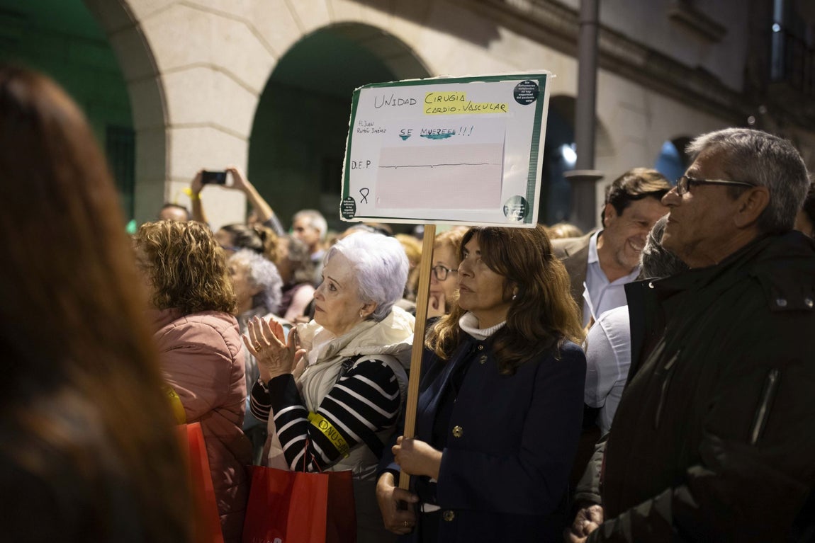 Todas las imágenes de la manifestación por la sanidad pública de Huelva