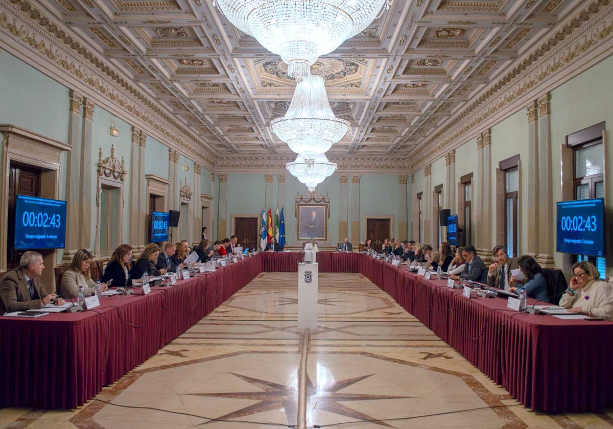 Un momento del pleno celebrado este miércoles en el Ayuntamiento