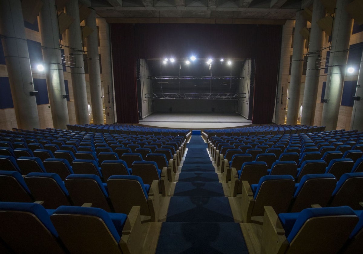 Las filtraciones por las lluvias obligan a clausurar el auditorio de la Casa Colón y a suspender espectáculos