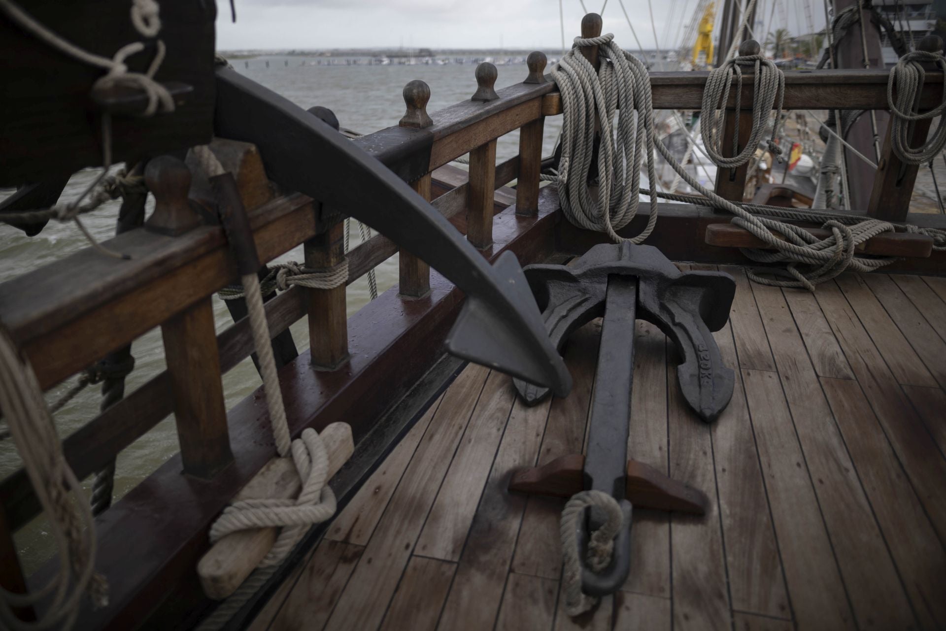 Imágenes de la llegada a Huelva del Galeón Andalucía