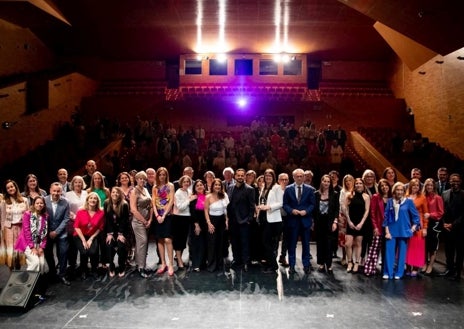 Imagen secundaria 1 - La mejor academia de inglés de España está en Huelva