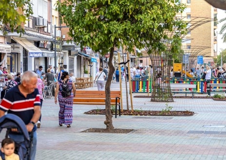 Imagen secundaria 1 - Las Colonias gana un nuevo espacio público «hecho a la medida de sus vecinos»