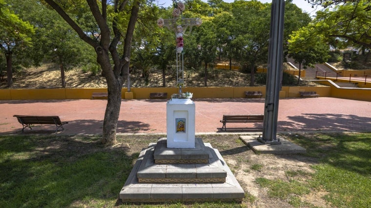 La Cruz de Mayo del barrio