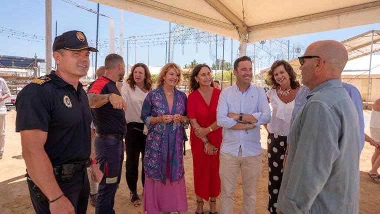 La portada de las Fiestas Colombinas de Huelva 2025 dedicada a El Comercial ya está lista