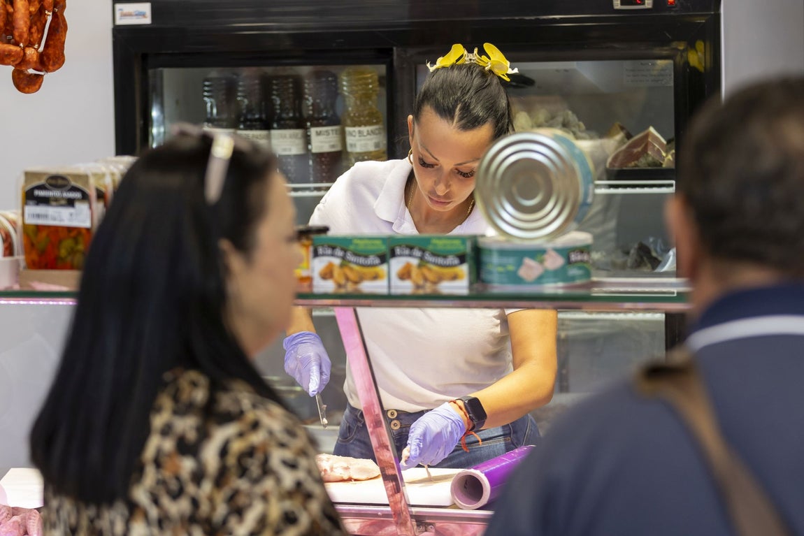 La esperada reapertura del Mercado de San Sebastián, en imágenes