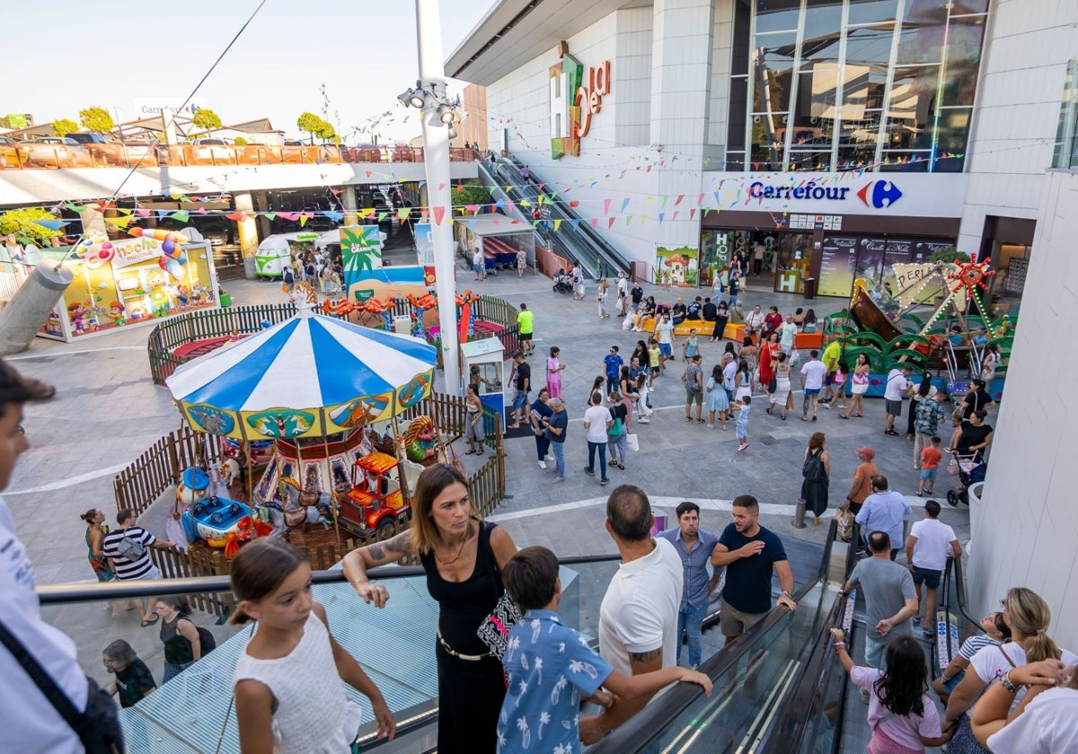 El parque de atracciones Holealand, en el centro comercial