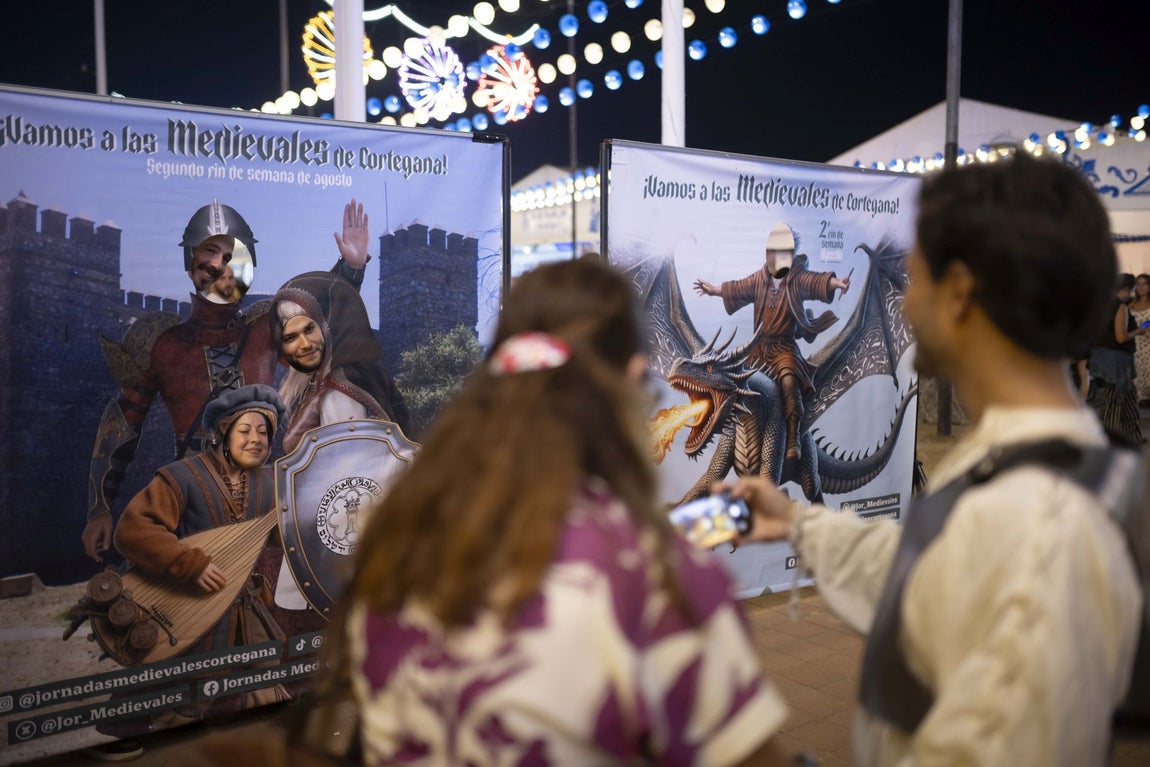 Todas las imágenes de la multitudinaria noche de viernes en Colombinas