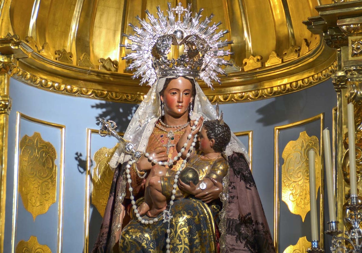 Imagen de la Virgen de la Peña