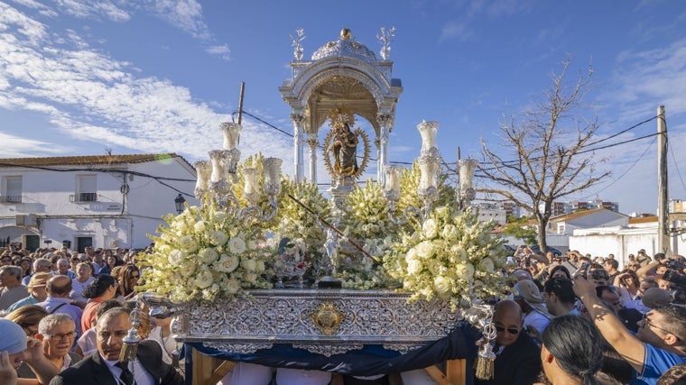 Huelva arropó a la Virgen de la Cinta en un extraordinario amanecer del día de la patrona