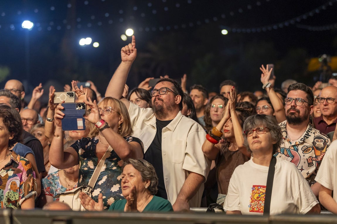 El concierto de Rozalén en las Fiestas de la Cinta 2025, en imágenes