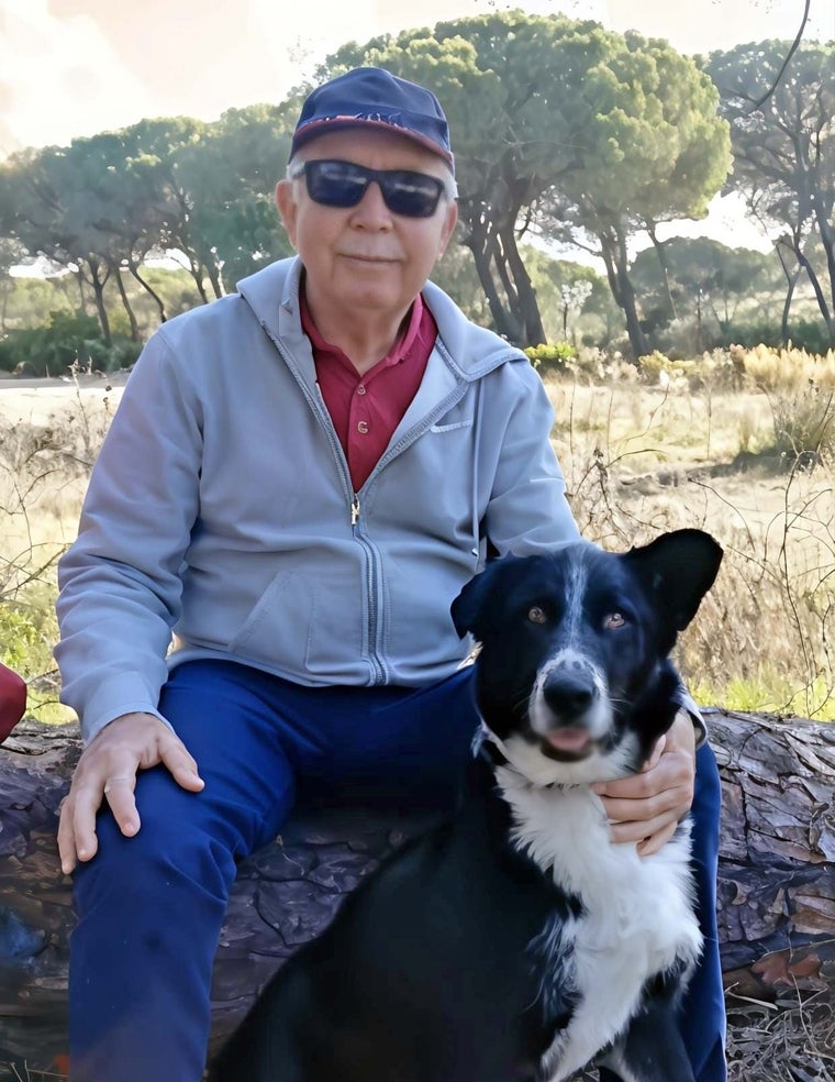 Pasear por el campo y alguna partida de golf entretienen el poco tiempo libre de un jubilado muy activo