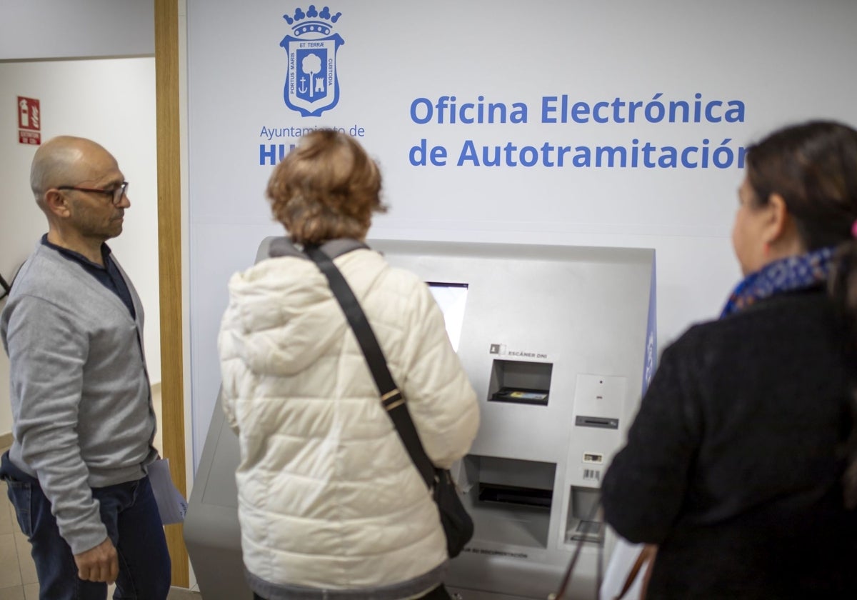 Ciudadanos en el servicio de autotramitación
