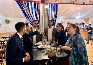 El arranque de la Feria del Caballo de Huelva sabe a choquito frito: «Cada año va a más»