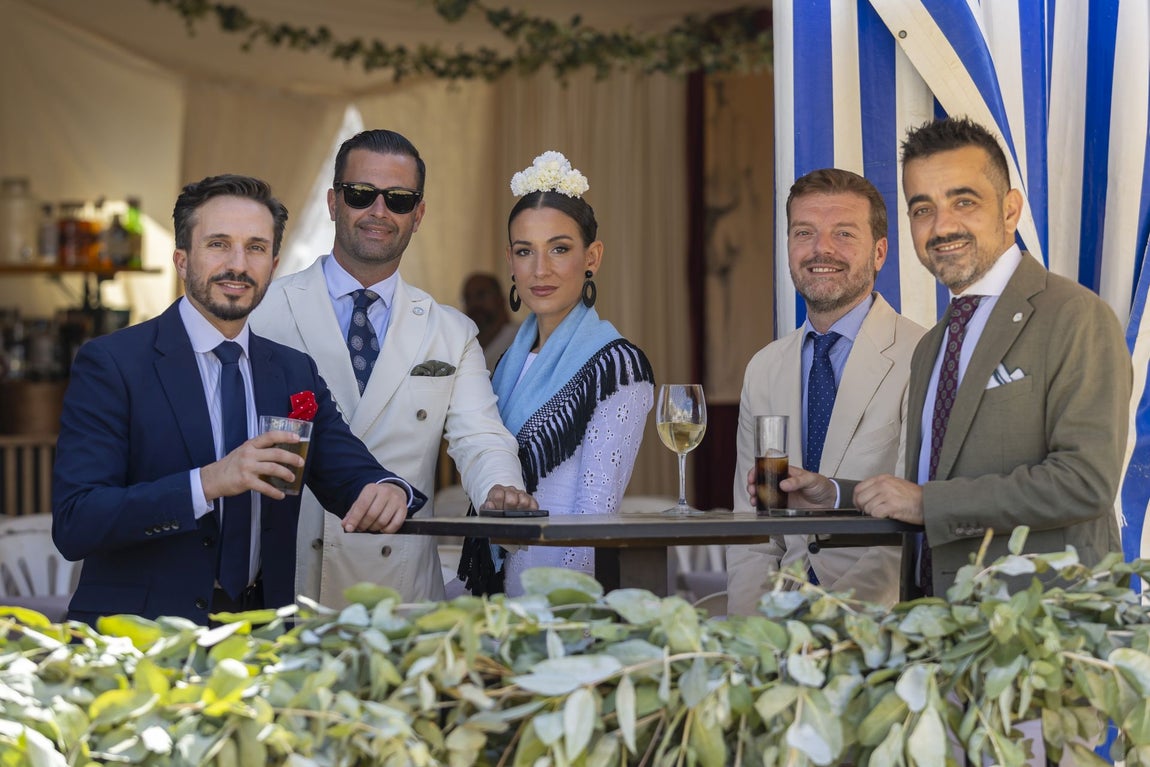 Feria del Caballo de Huelva: Las mejores imágenes de la primera jornada