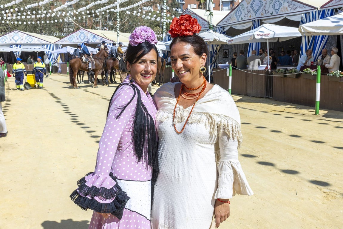 Feria del Caballo de Huelva: Las mejores imágenes de la primera jornada