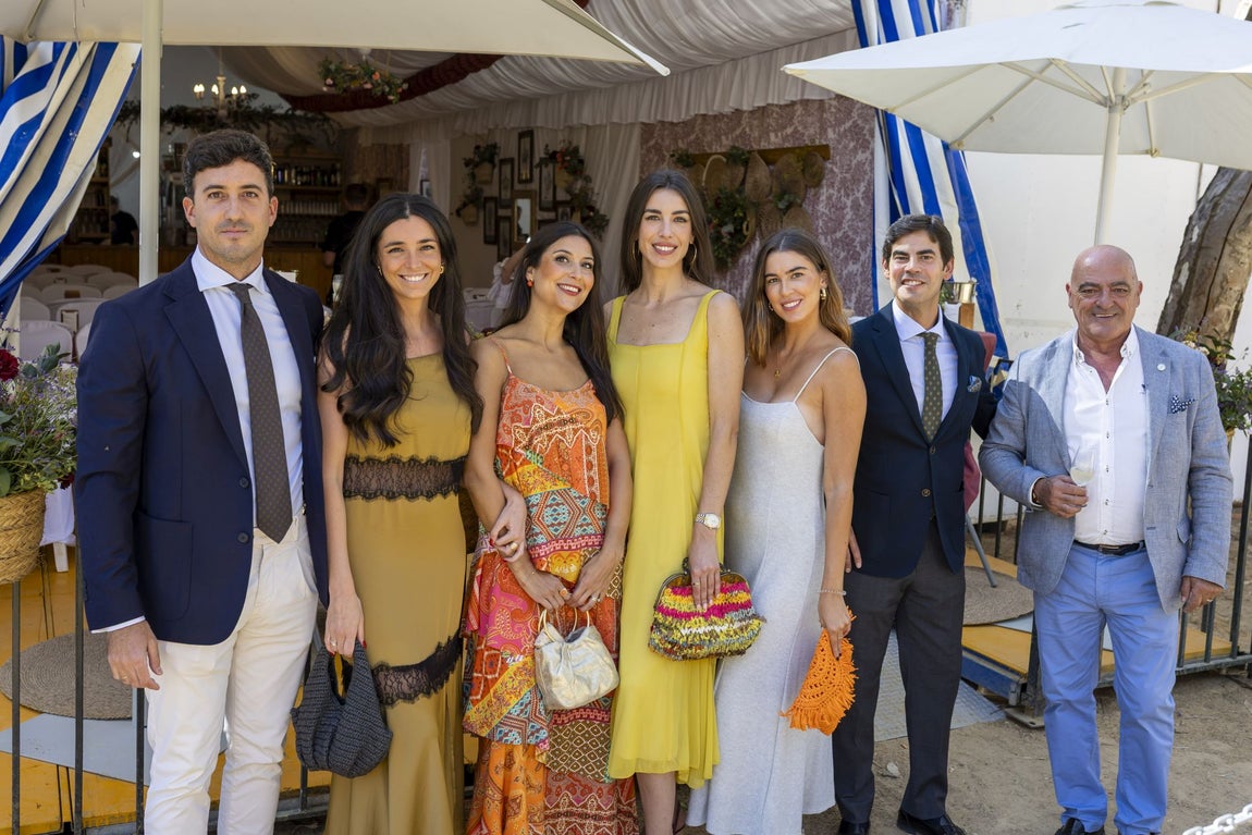 Feria del Caballo de Huelva: Las mejores imágenes de la primera jornada