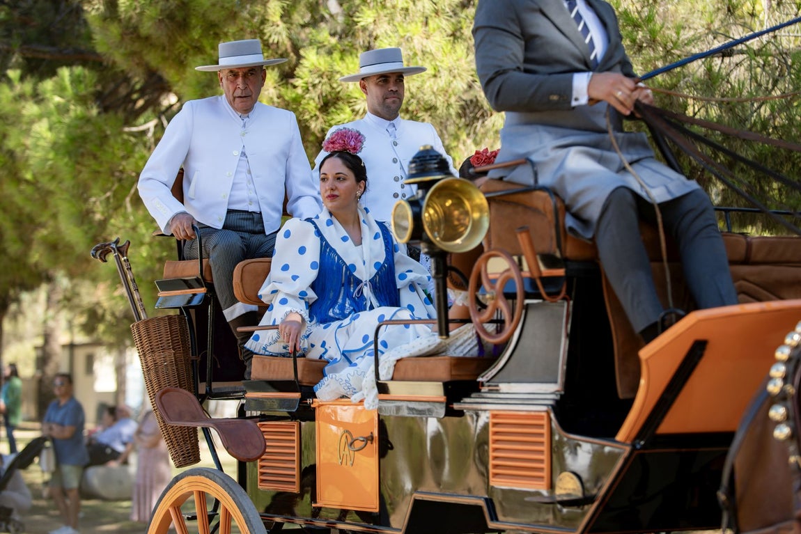 Las mejores imágenes del paseo de enganches de la Feria del Caballo de Huelva