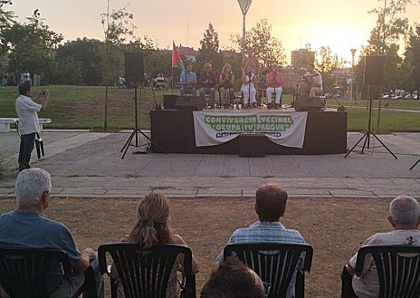 Imagen secundaria 1 - Evento 'Okupa tu parque', en el parque Antonio Machado, del barrio de El Higueral