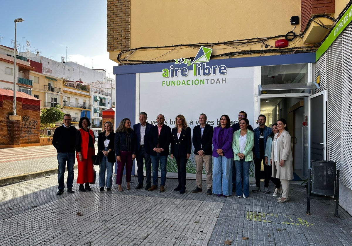 Asistentes a la presentación del acto de la fundación