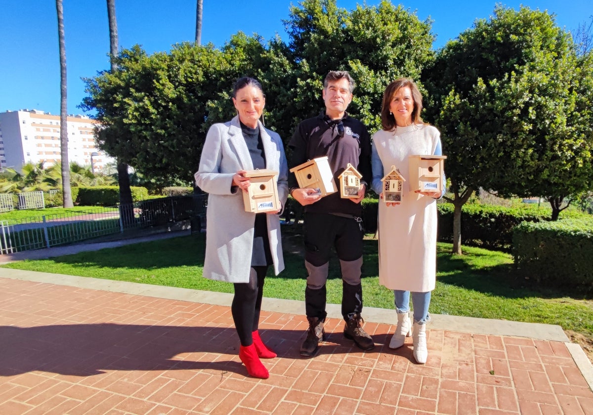 Entrega de las cajas nido