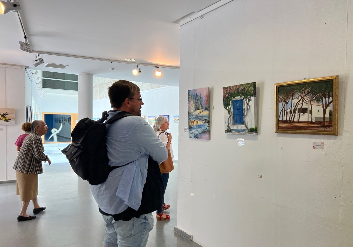 Exposición de la Asociación Resurrección en la Sala Teatro del Mar