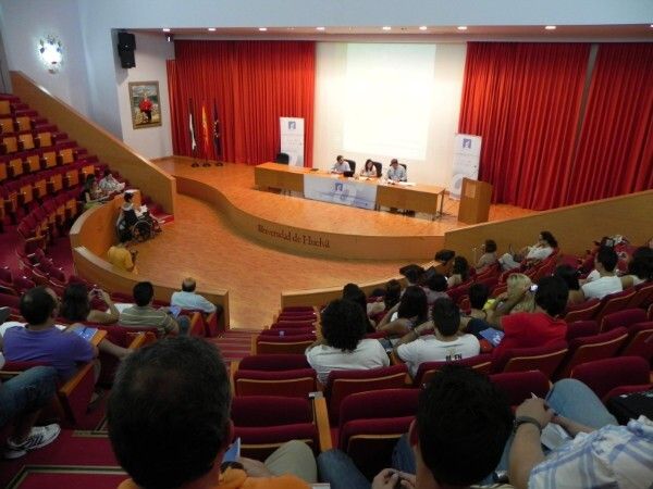 Más de 80 dinamizadores de los centros Guadalinfo celebran su encuentro anual