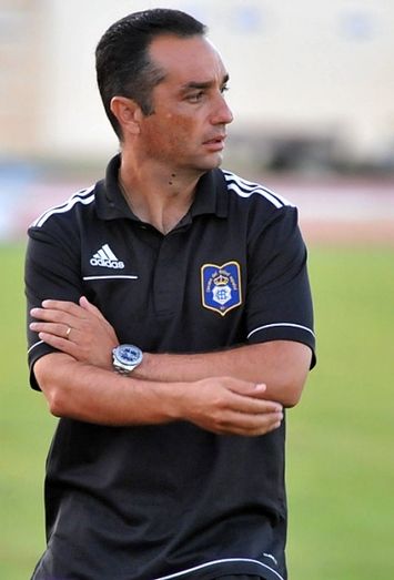 Oltra: 'Me gustaría que viniera alguno más, al margen del delantero que está en Huelva'