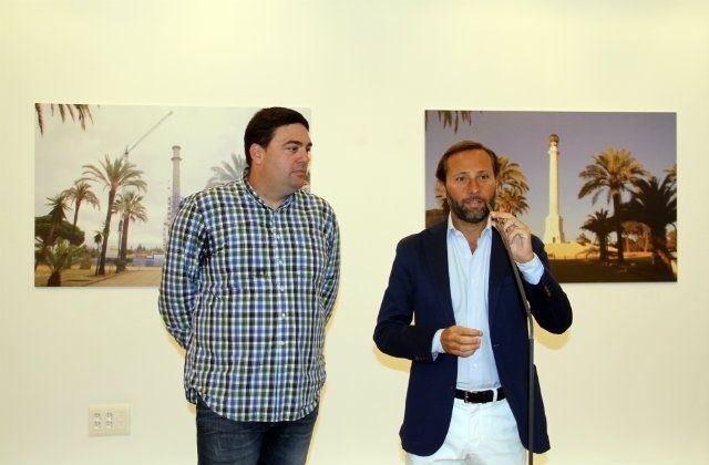 La Sala de la Provincia acoge una muestra fotográfica sobre la rehabilitación de la Columna del IV Centenario