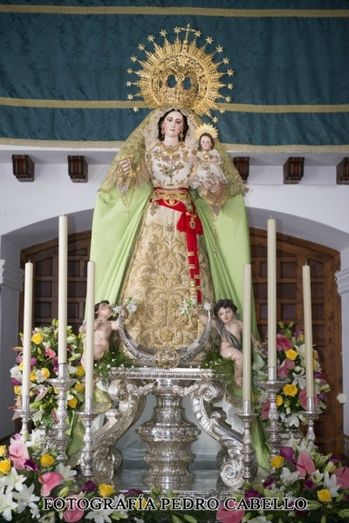 La Hermandad de la Vera Cruz de Hinojos celebra el 150 aniversario de María Santísima de la Esperanza