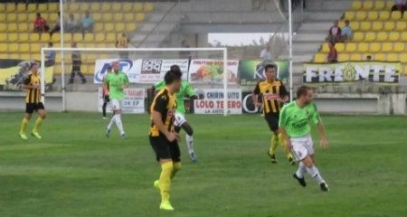 El San Roque conquista la victoria en un trepidante final con la Balompédica (2-1)