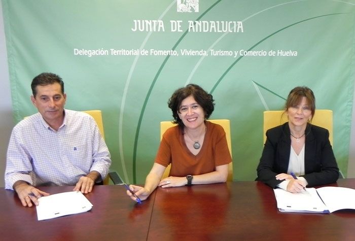 La Junta contrata las obras para la rehabilitación energética de 79 viviendas en Ayamonte y Huelva