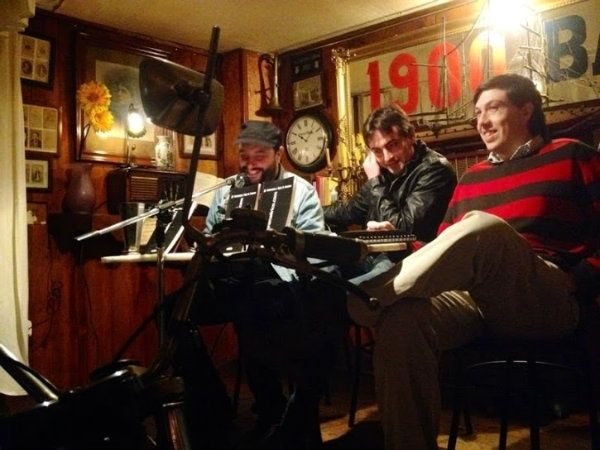 El Bar 1900 acoge este jueves una lectura poética a cargo de Juan F. Caballero e Ígor R. Iglesias