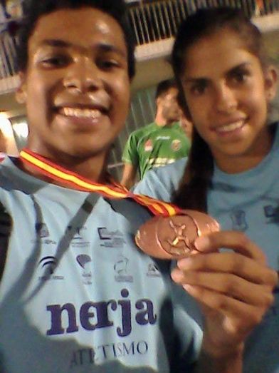 Victoria de Laura García-Caro y podios para Alejandro Matantu y Moisés Antonete en el Nacional Junior de Clubes
