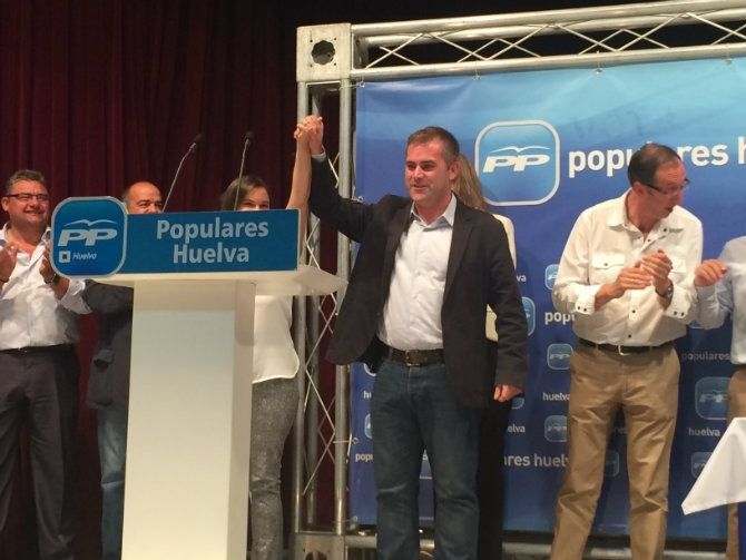 Adrián Moreno es el nuevo presidente del PP de Bollullos