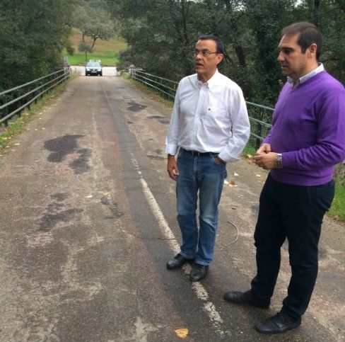 La Diputación destinará una partida a arreglar a carretera de Encinasola