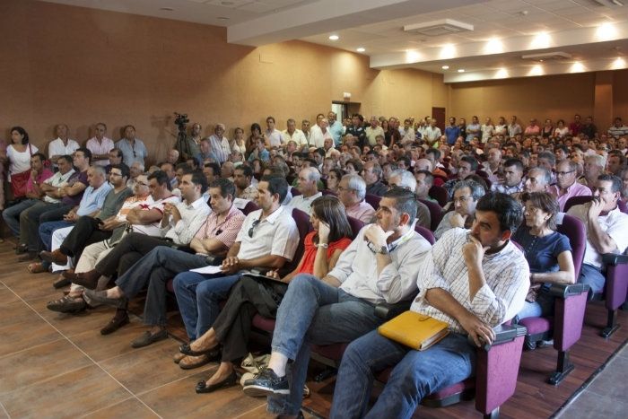 Los Ayuntamientos de la Plataforma de Regadíos entregan al Consejo de Doñana una moción de urgencia