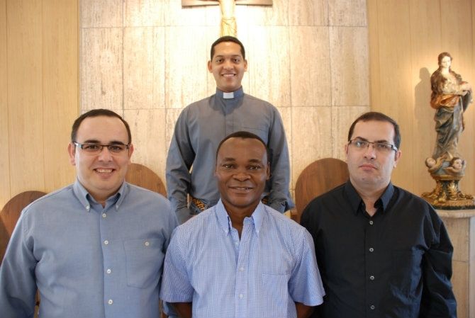 Un sacerdote y tres nuevos diáconos se incorporan a la Diócesis de Huelva