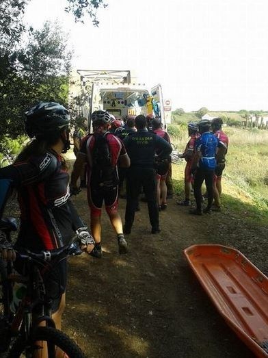 Herido un ciclista al caer desde una altura de cinco metros en la Vía Verde del Litoral