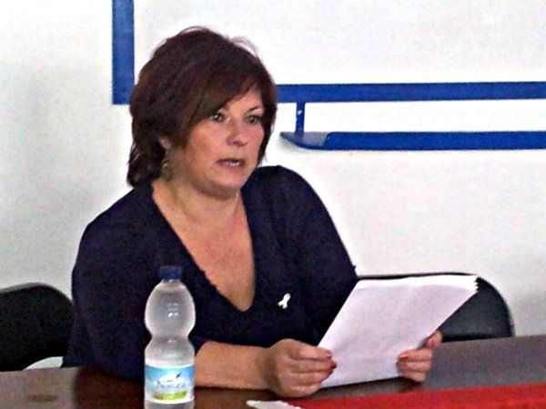 IU de Aljaraque aborda las nuevas formas de maltrato hacia la mujer que propician las redes sociales