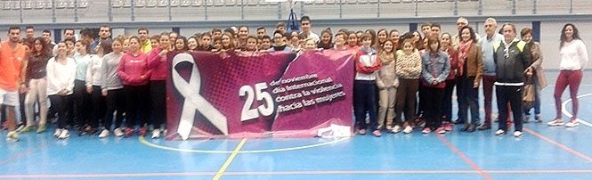 Deporte contra la violencia hacia la mujer en Gibraleón