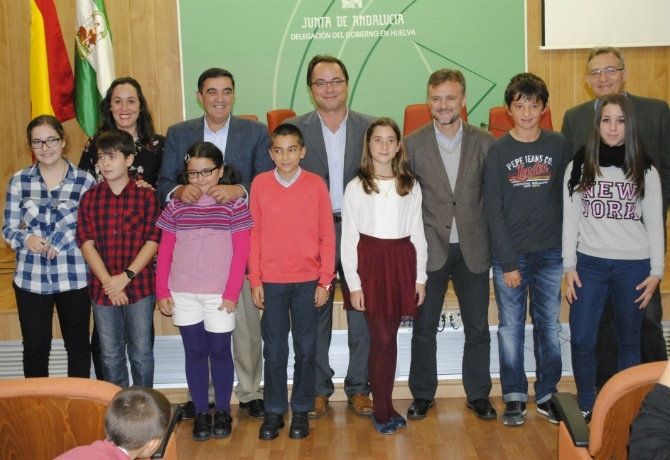 Seis alumnos onubenses, premiados en el XIII Certamen Literario Solidaridad en Letras