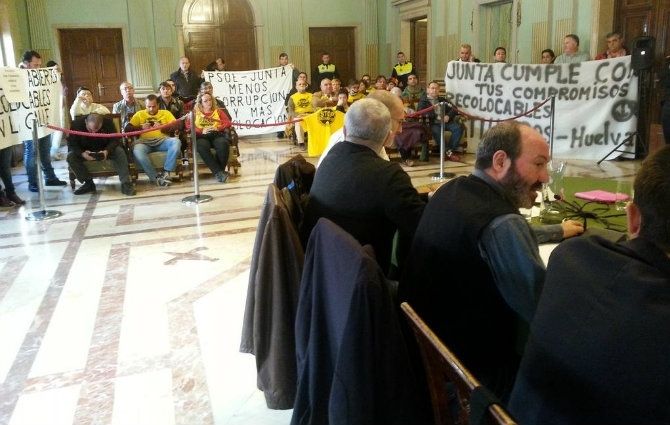 IU obtiene el respaldo unánime del pleno para apoyar a las familias afectadas por los desahucios para la dación en pago