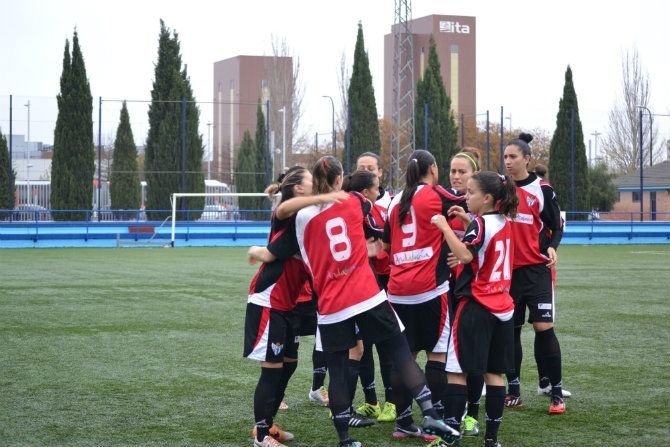 El Fundación Cajasol Sporting prolonga en Zaragoza su dulce momento (1-3)