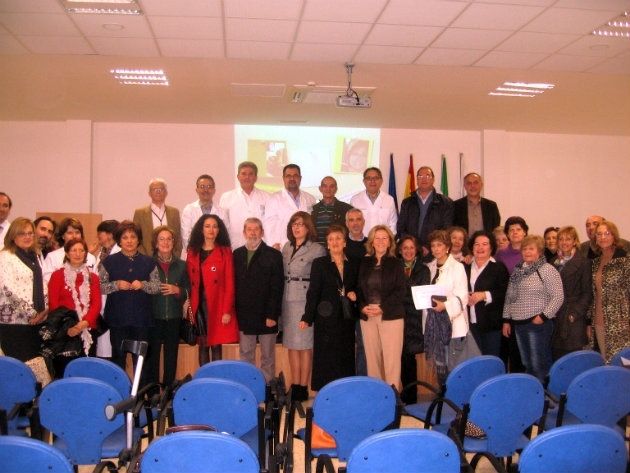 El Complejo Hospitalario de Huelva rinde homenaje a los compañeros jubilados en 2014